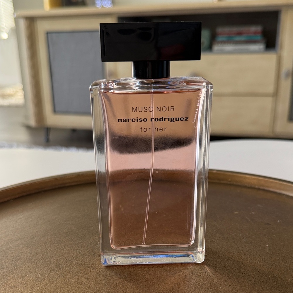 Narciso Rodriguez Musc Noir Pink Perfume